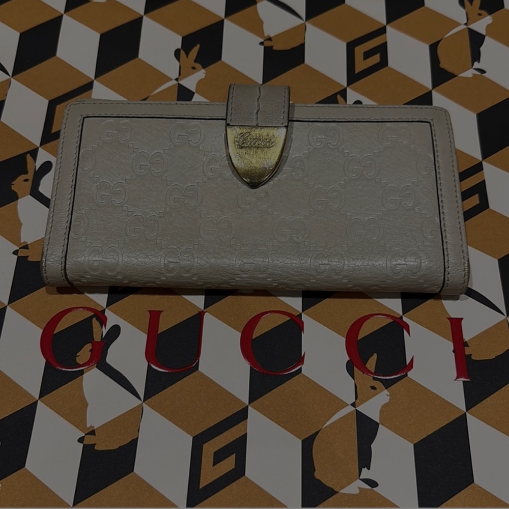 Authentic Gucci Guccissima Long Leather Wallet